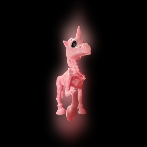 Pink unicorn - Picture 5 of 9
